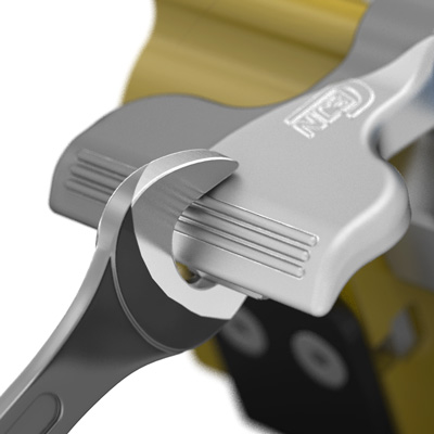 Blocos multiconexões hidráulicas Multi-X CEJN, com engates face plana ISO 16028 para aplicações móveis e industriais.